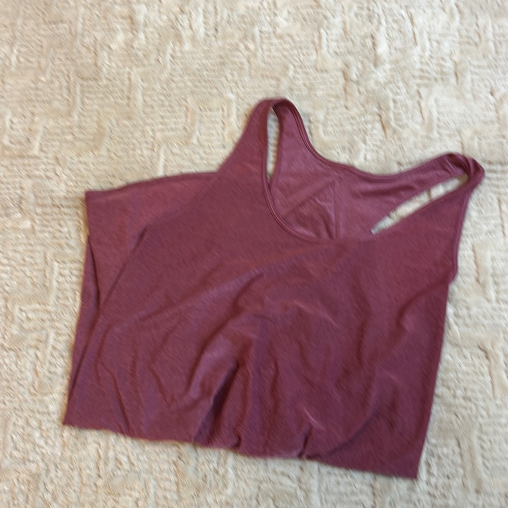 Lululemon red flowy tank size 6